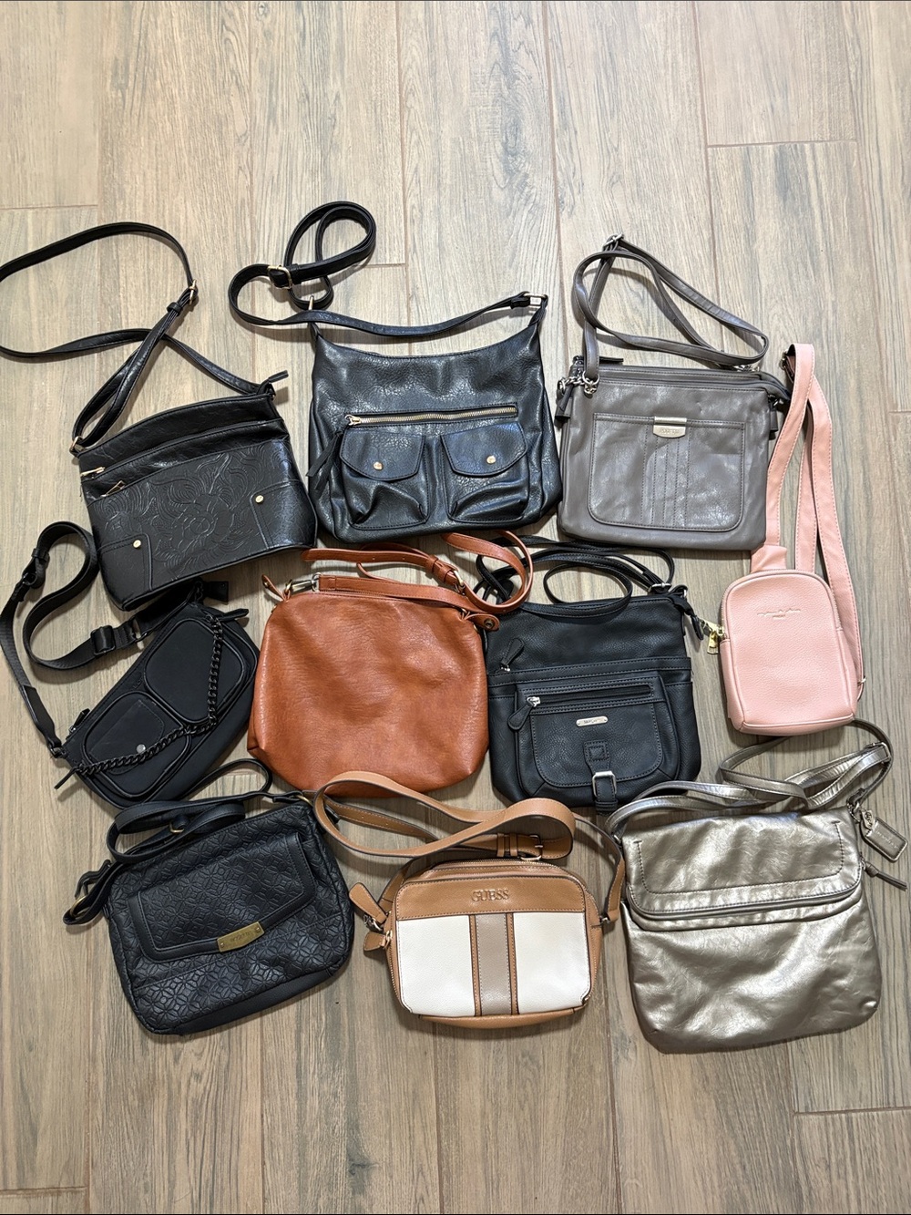10 Purse BUNDLE! Mixed Women’s Crossbody Bag Bundle - Assorted Brands